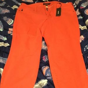 Torrid Jeggings size 28 Tomato Red color